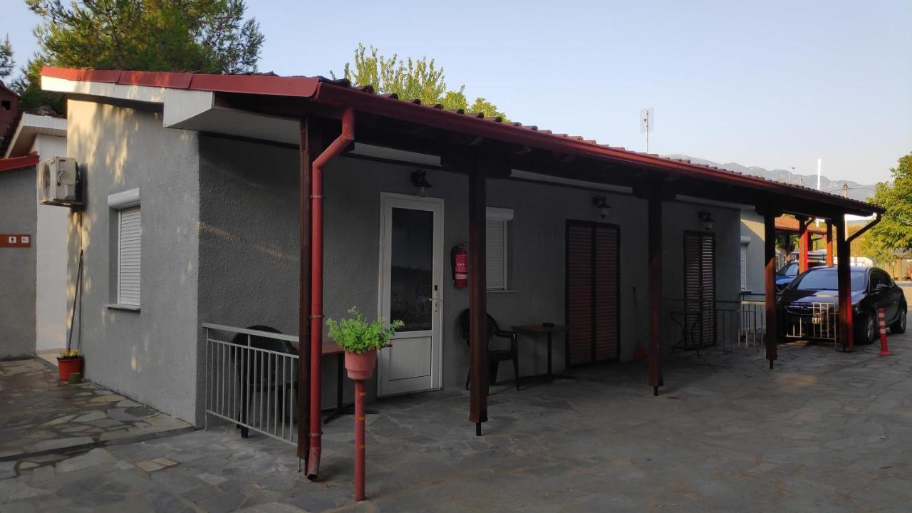 Camping Mitikas And Bungalows Litochoro Eksteriør billede