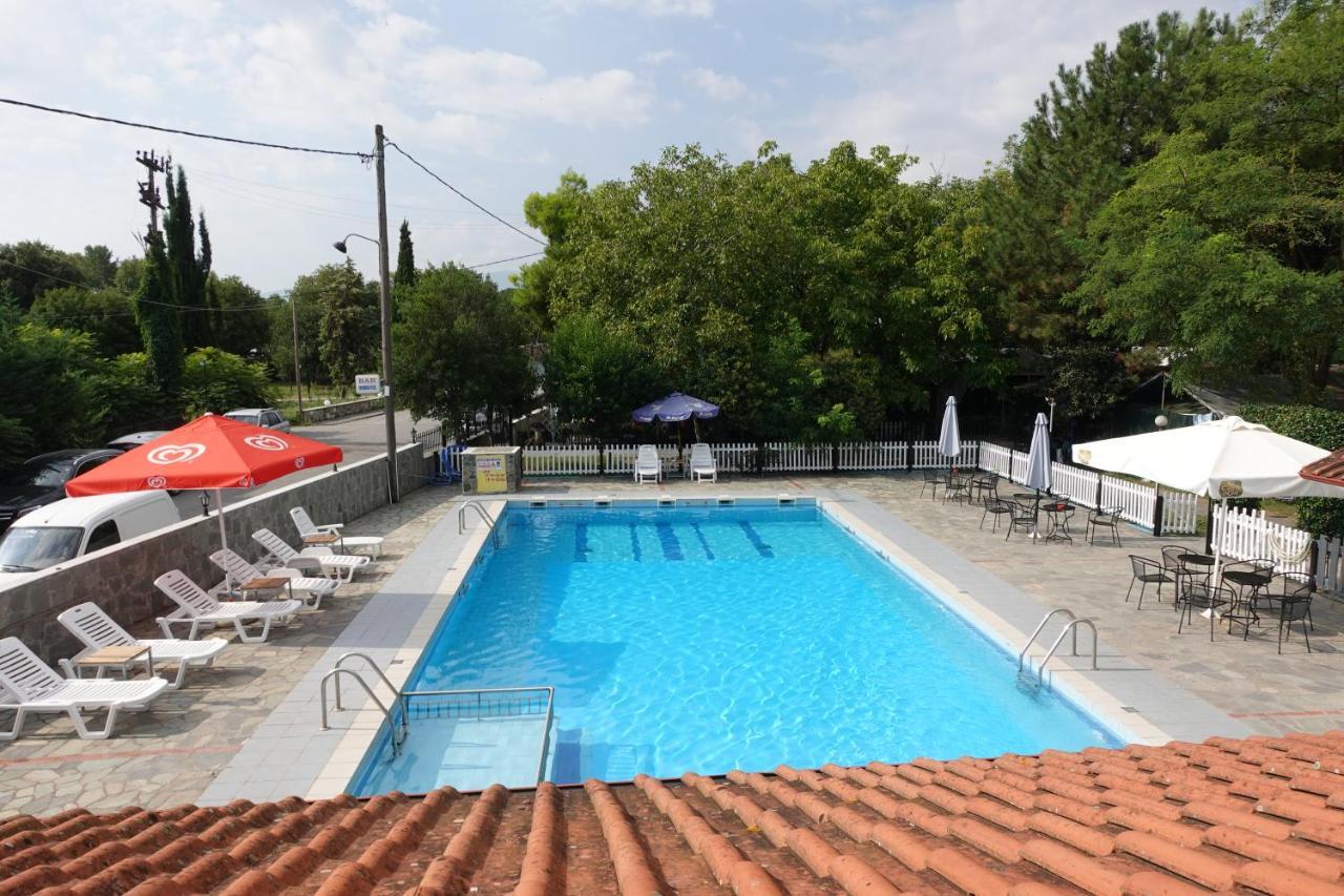 Camping Mitikas And Bungalows Litochoro Eksteriør billede